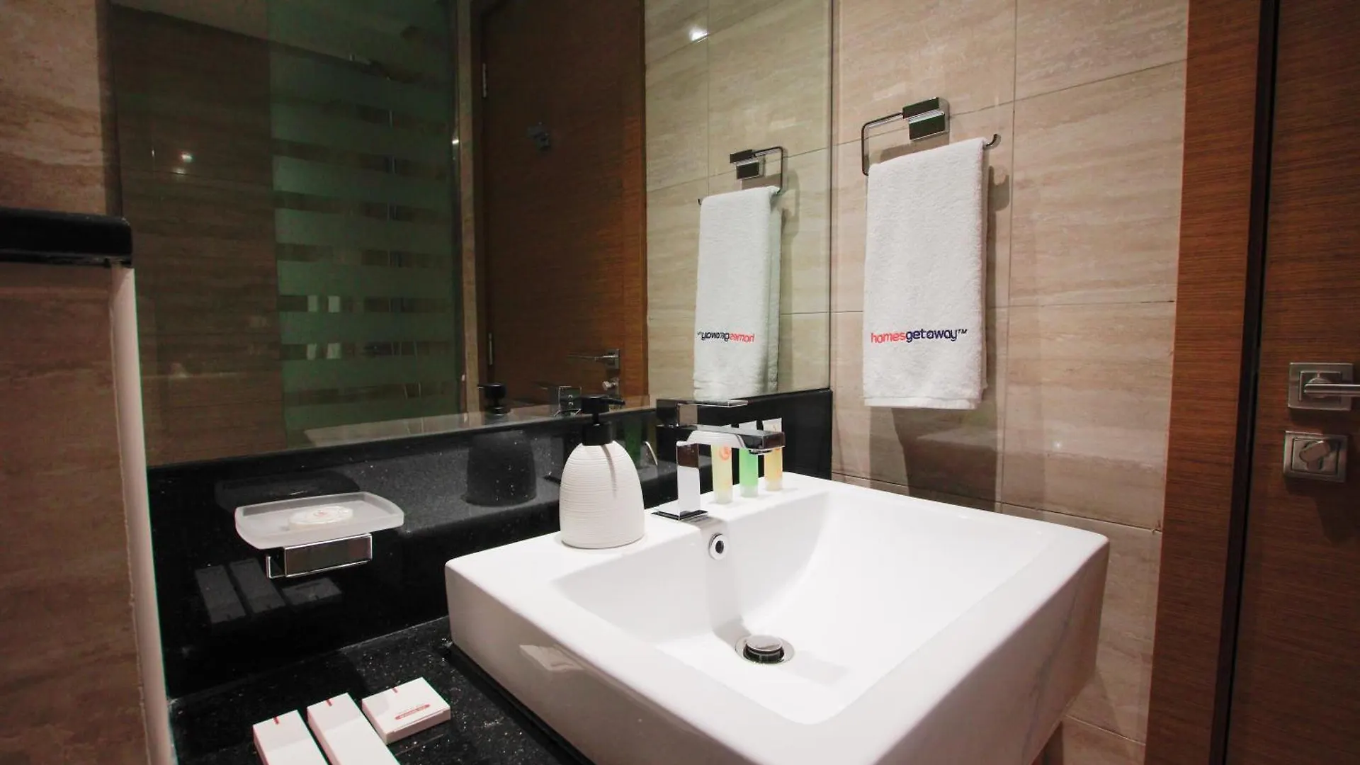 Sophisticated 2Br Missoni Home In Business Bays Prime Location Dubai Apartment